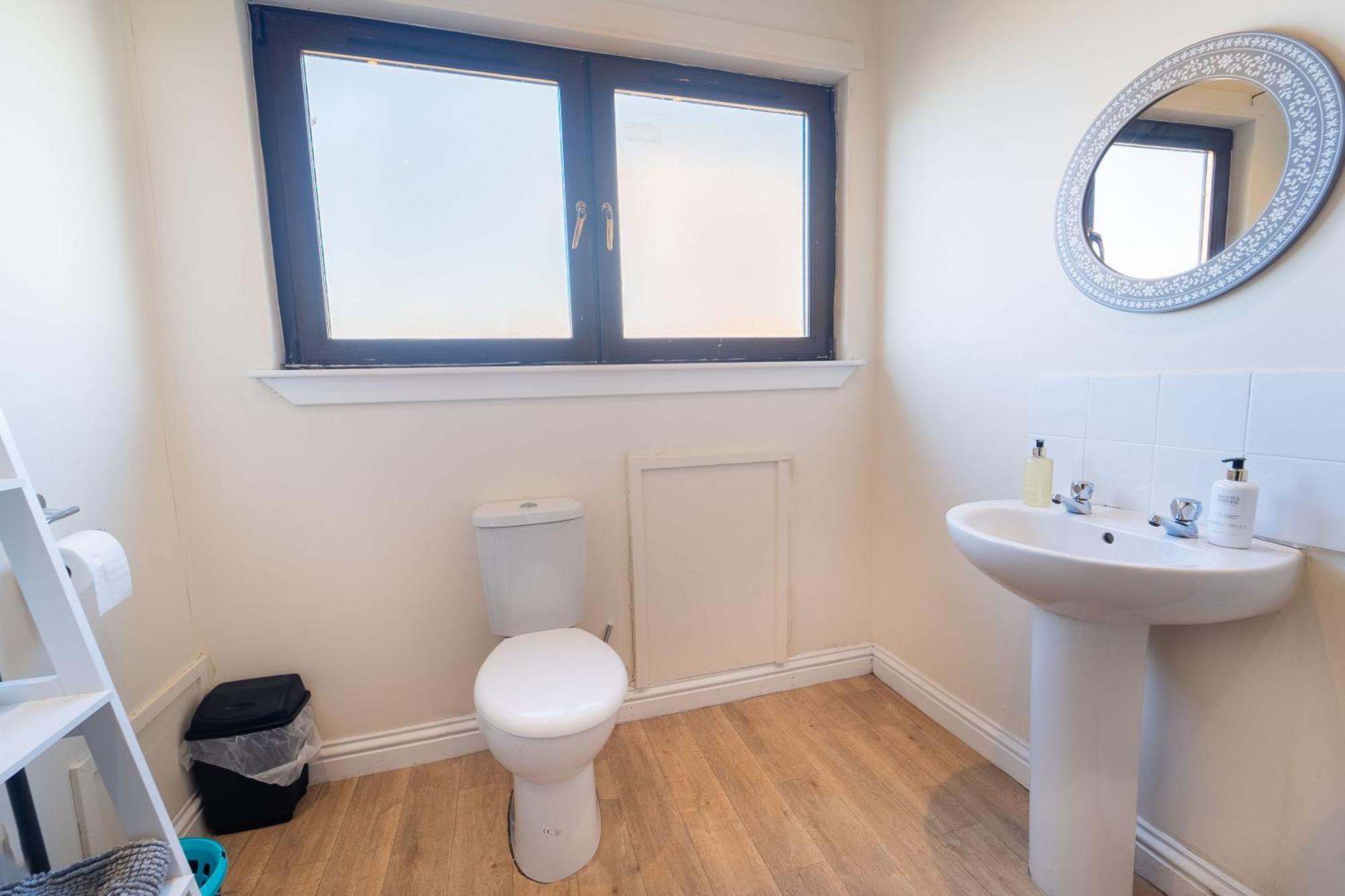Ben View Apartments Flat A Caol 外观 照片